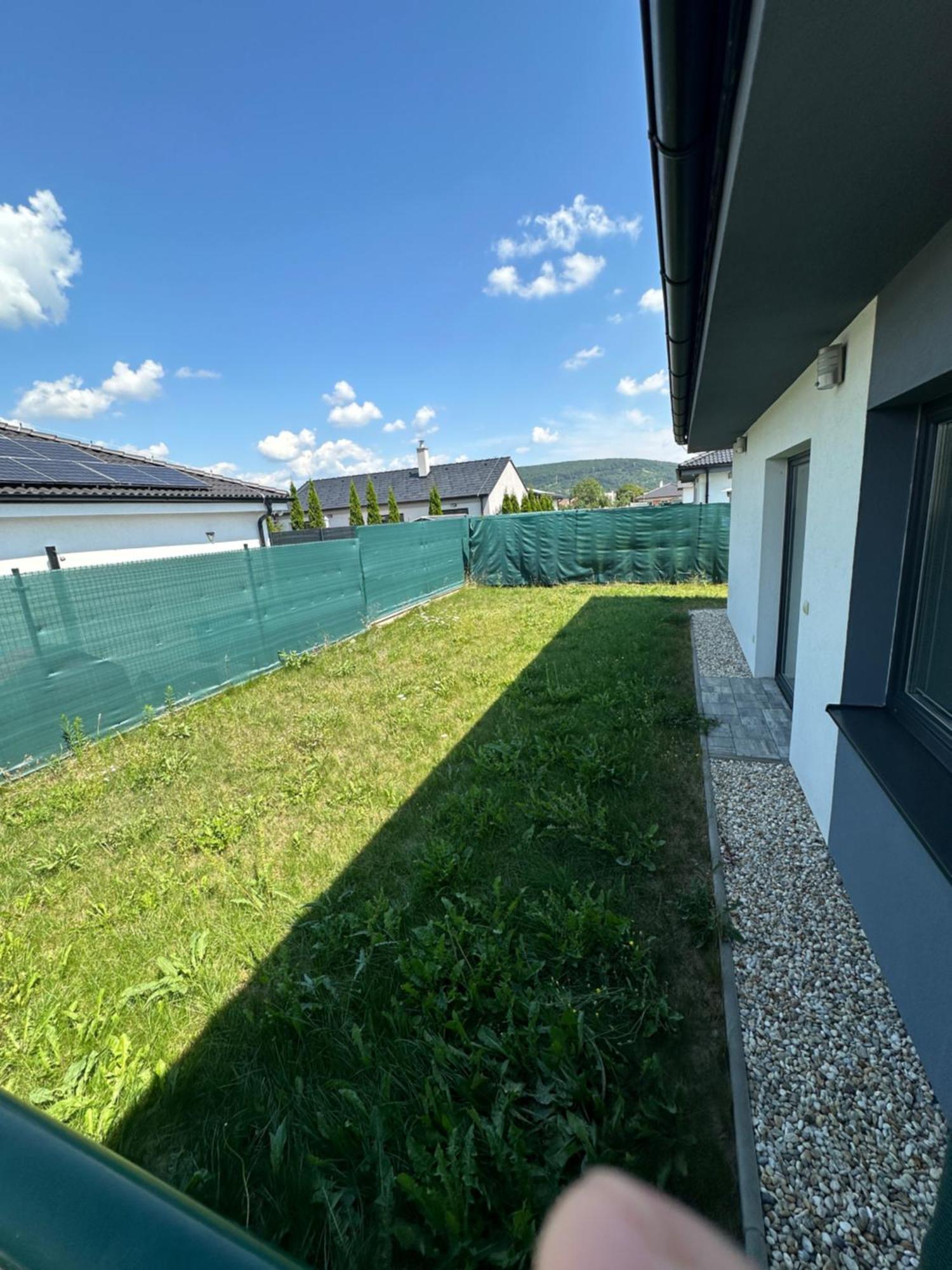 Royal House Trencin Villa Buitenkant foto